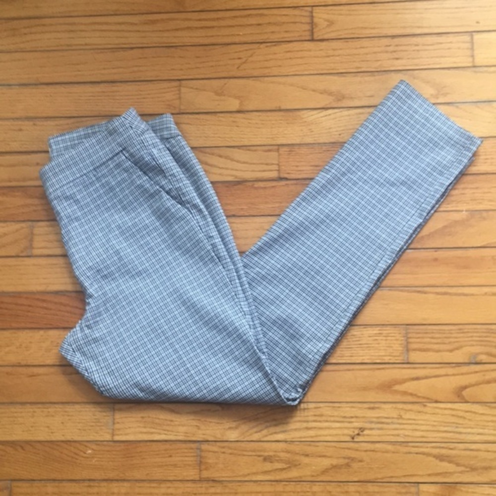Emma and Olivia tiny plaid pants NWOT‎